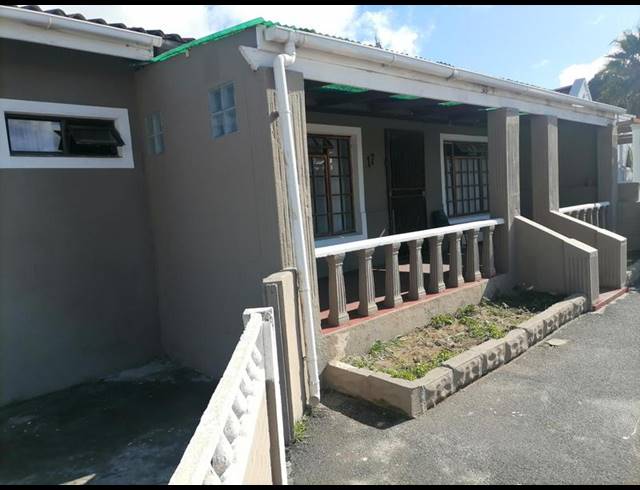 3 BEDROOM HOUSE FOR SALE IN SILVERTOWN